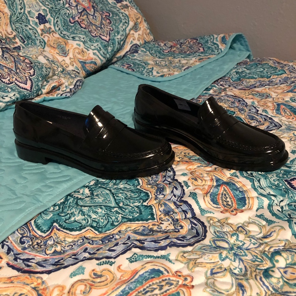 Hunter loafers